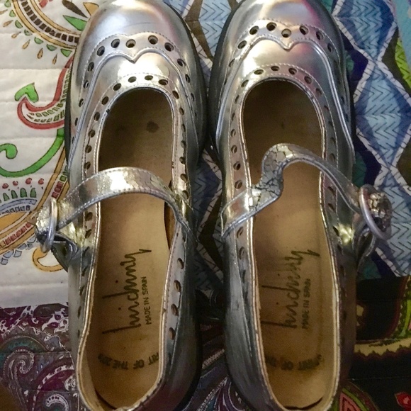 SOLD VINTAGE 1980s LUICHINY SPAIN SILVER MARYJANES - Picture 4 of 6